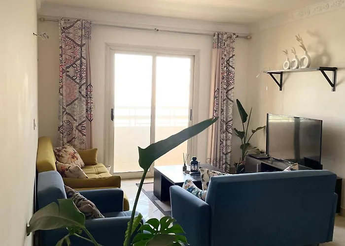 Girls Modern Room For Daily Rental Near Cairo International Airport