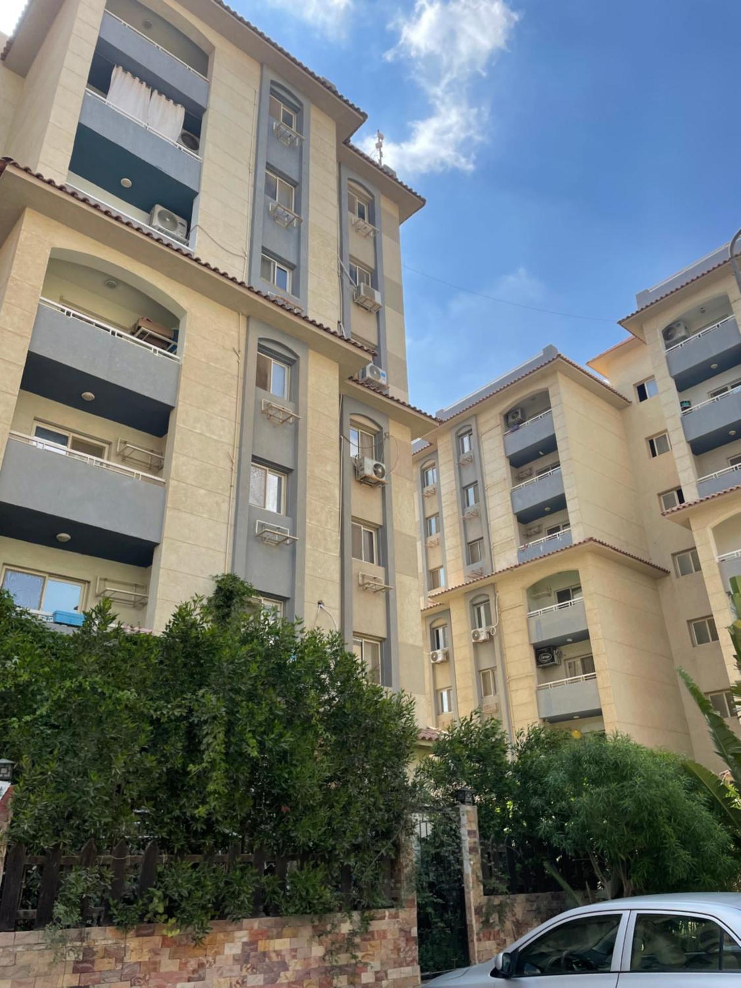 Girls Modern For Daily Near International Airport Cairo